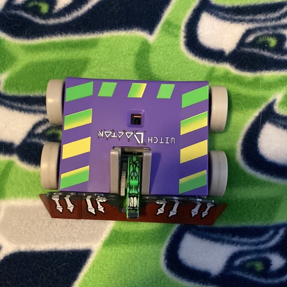 BattleBot Rivals Kit - Picture 3 of 5